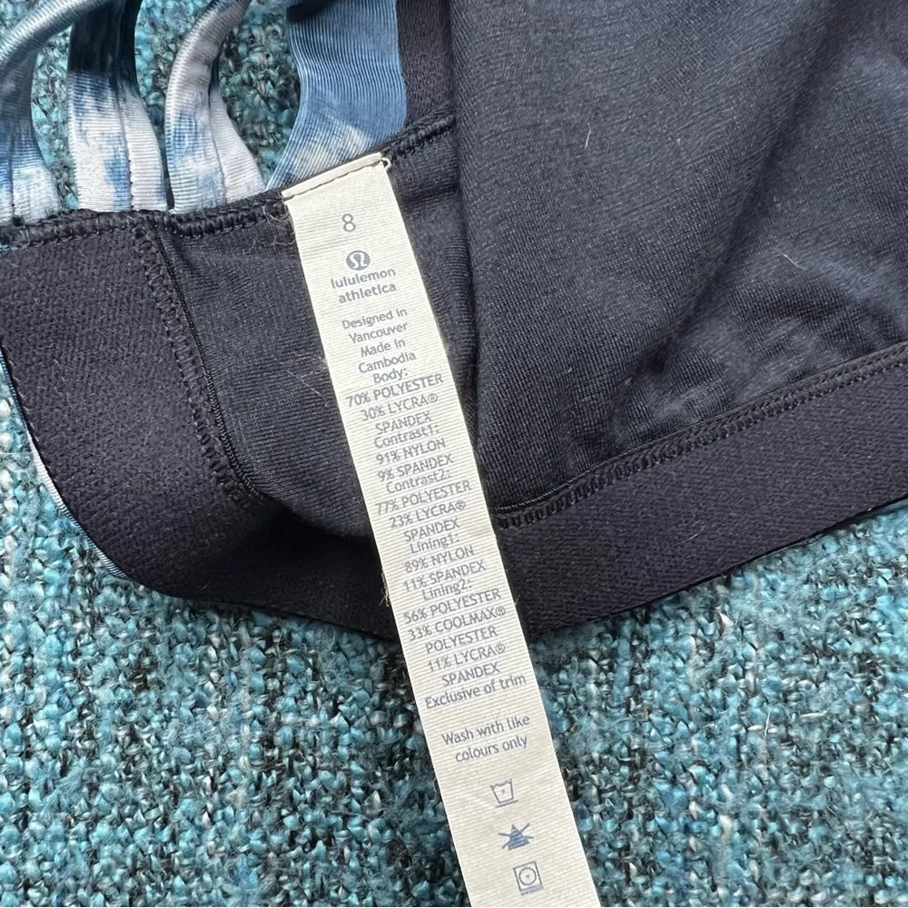 Lululemon On Your Way Sports Bra in Blue Tie Dye Print Women's Size 8 Athletic